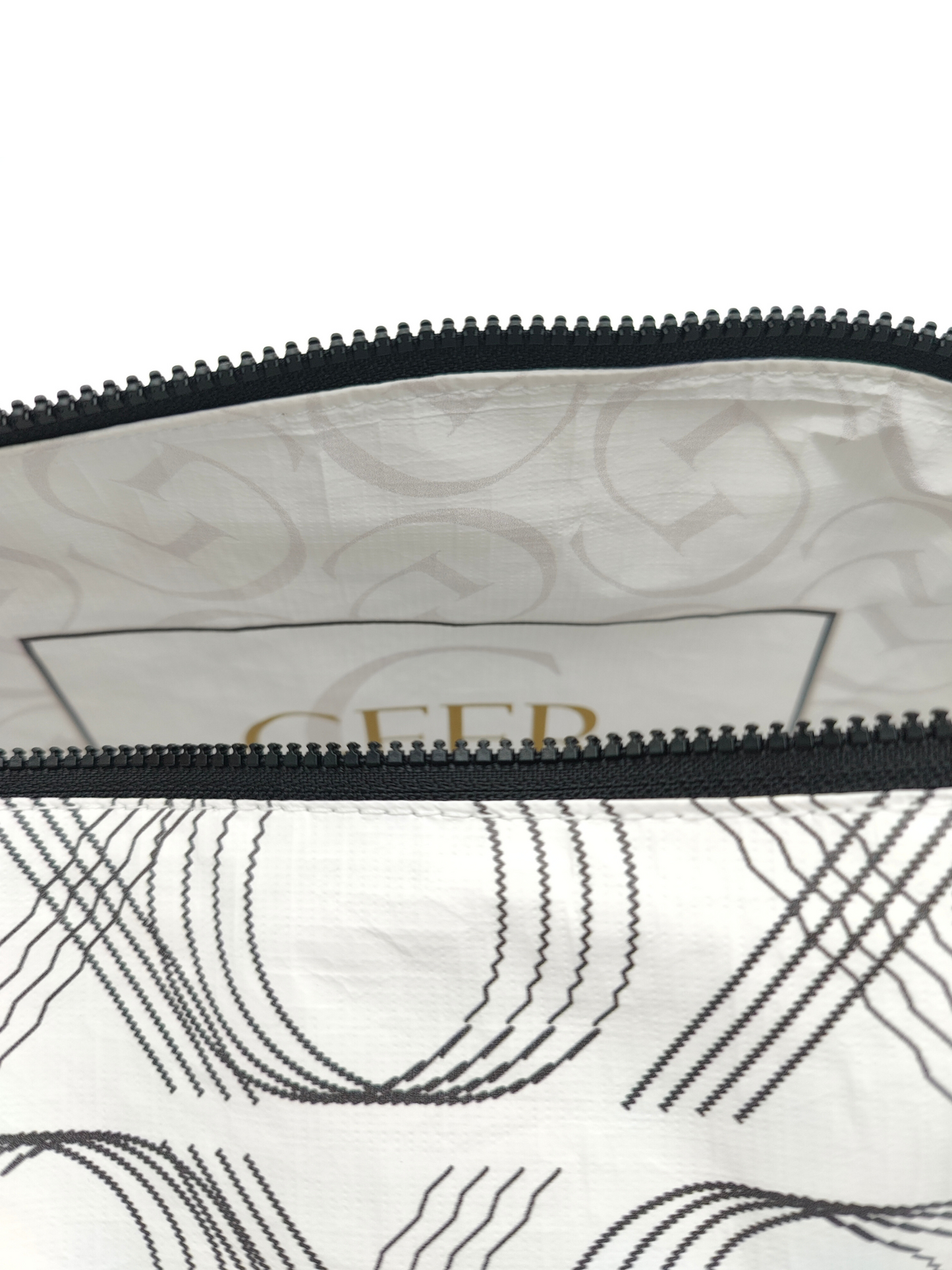 Tyvek Pouch - Sketch XOXO